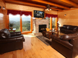 Paradise Mountain Pool Lodge