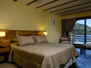 Manzano Resort