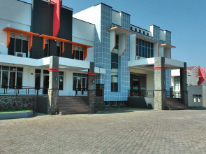 OYO 884 Rumoh PMI Hotel