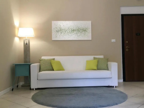 Leonardo Apartment