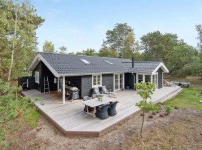 "Grethe" - 750m from the sea in Sealand