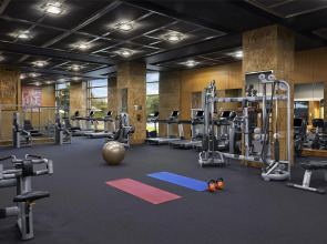 Grand Hyatt Mumbai Hotel and Serviced Apartments