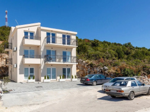 Stunning Apartment in Komarna With Wifi and 3 Bedrooms