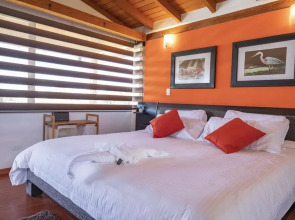 Condor Antisana Lodge