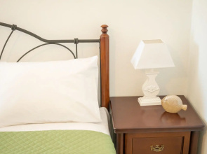 Almy Beach Hotel