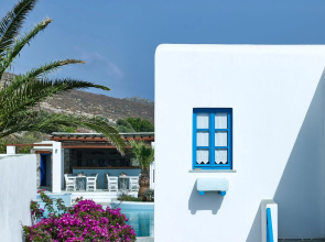 Folegandros Apartments