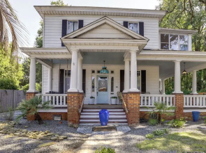 Charming Thomasville Getaway: Walk to Downtown!