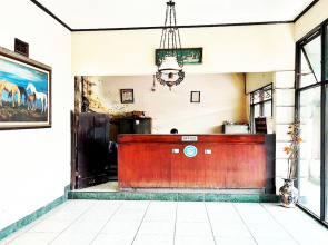 OYO 95141 Tanjung Mas Hotel