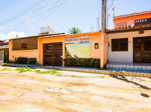OYO Pousada Carro Quebrado