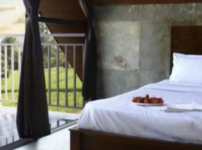 Manshas High-5 Resort