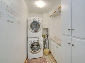 < 1 Mi to Lake: Hot Springs Village Escape w/ Deck