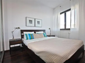Piaskowa 6, obszerny, 98m2, z 2 syp dla rodzin do 8s by VisitWarsaw Apartments