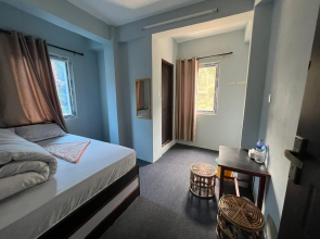 Godawari Hotel & Guest House