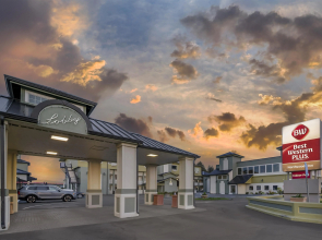 Best Western Plus Northwoods Inn