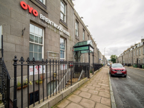 OYO Flagship Brentwood