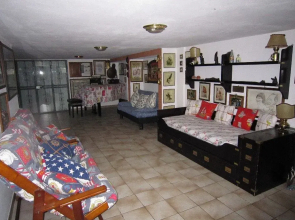 L'uliveta del Luschi Villa, piscina privata e campo da tennis, playground, wi-fi & pet friendly