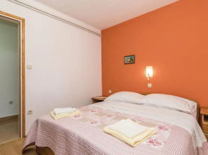 Stunning Home in Kampor With Wifi and 2 Bedrooms