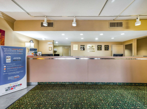 Econo Lodge Corinth