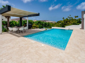 Villa Coastal Bliss - Amazing 2 story villa with 180 ocean views