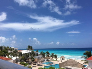 Suites Brisas Cancun