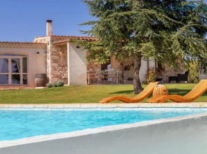 Fabulous Breath-taking Villa With Pool and Spa