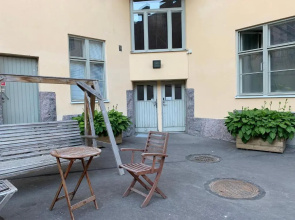 Big studio close to center with WiFi