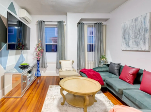 Pet-friendly Salem Apartment w/ Shared Deck!