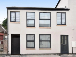 Pinfold Suite - Chester Road Apartments by Premier Serviced Accommodation