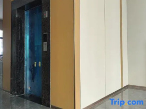 Jinlong Business Apartment (Zhuhai Jinwan Nanshui Branch)
