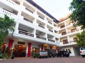 Mekong Angkor Palace Hotel