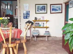 Andorina Hostal, Arte & Cultura