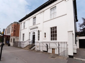 50A Clifton Garth