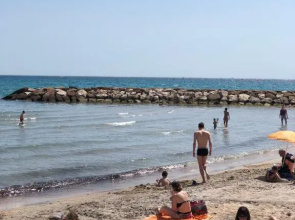 Studio Rocher Bleu climatisé centre historique près des plages