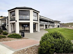 Lady Bay Hotel