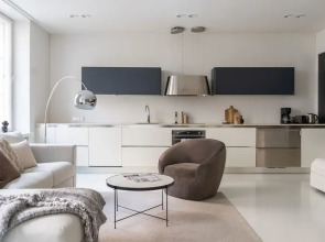 Spacious central apartment with sauna