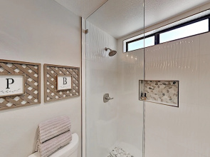 Newly Renovated 2020! 3 Bedroom Condo