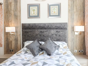 Chestnut Lodge