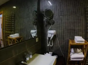 Voyage Hotel