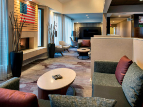 Courtyard Chicago Waukegan Gurnee