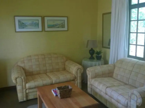 Ascot Inn