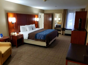SureStay Plus Hotel by Best Western Erie Presque Isle