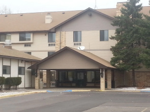 Norwood Inn and Suites - Roseville
