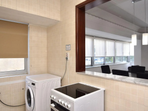 Bright and Spacious 2 Bedroom Apartment with Harbour View - 3