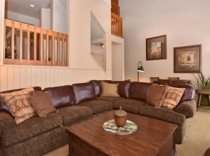 Seven Springs 4 BR Deluxe Townhouse, Sleeps 11! by RedAwning