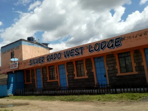 Silver Rado West Lodge