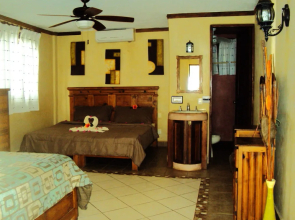 Tronco Bay Inn