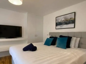 Stayzo Westminster Stylish House Accommodation