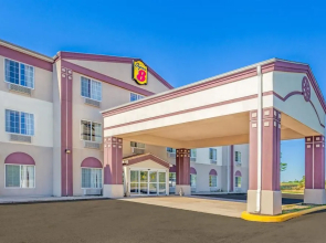 Super 8 Luna Pier/Monroe/Toledo Area