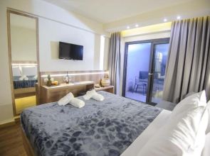 Yakinthos Hotel