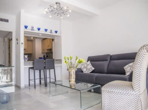 Apartment in Central Marbella 300m to the Beach!